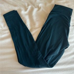 Lululemon align leggings 25’ size 4